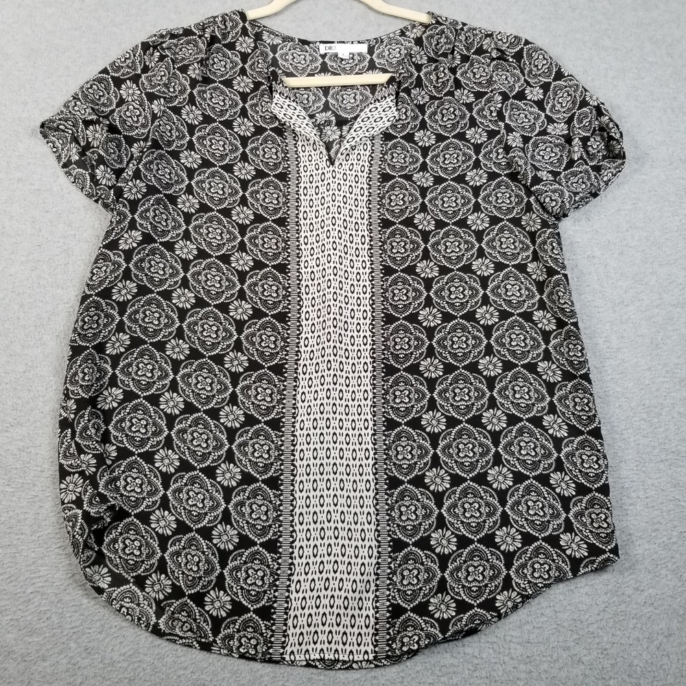 DR2 Blouse Women's S Small Black White Medallion Floral Short Sleeve Lightweight